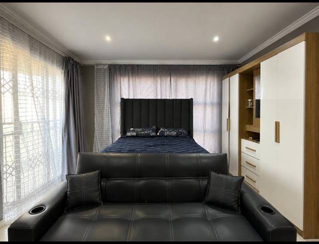 4 BEDROOM HOUSE FOR SALE IN SOSHANGUVE X